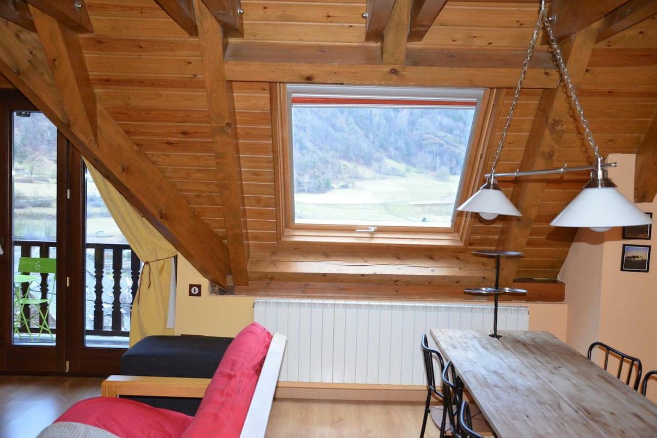 Laurit Villa Bossòst Eksteriør billede